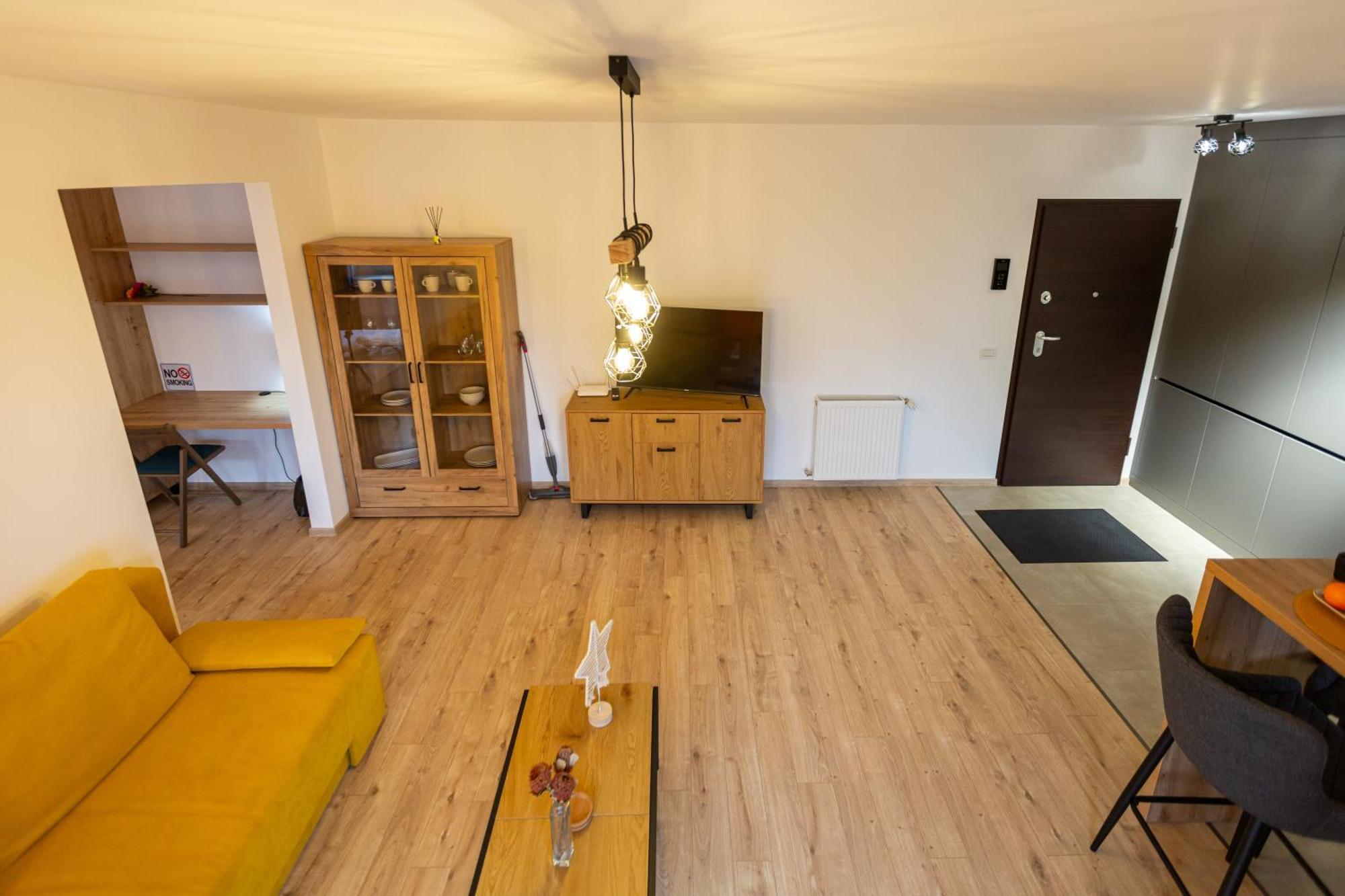Mountain Top Apartment Брашов Екстер'єр фото